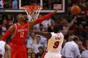 壹号娱乐-包含西亚卡姆连续十五场比赛得分超过赛事规则更新，日本队挑战极限！的词条