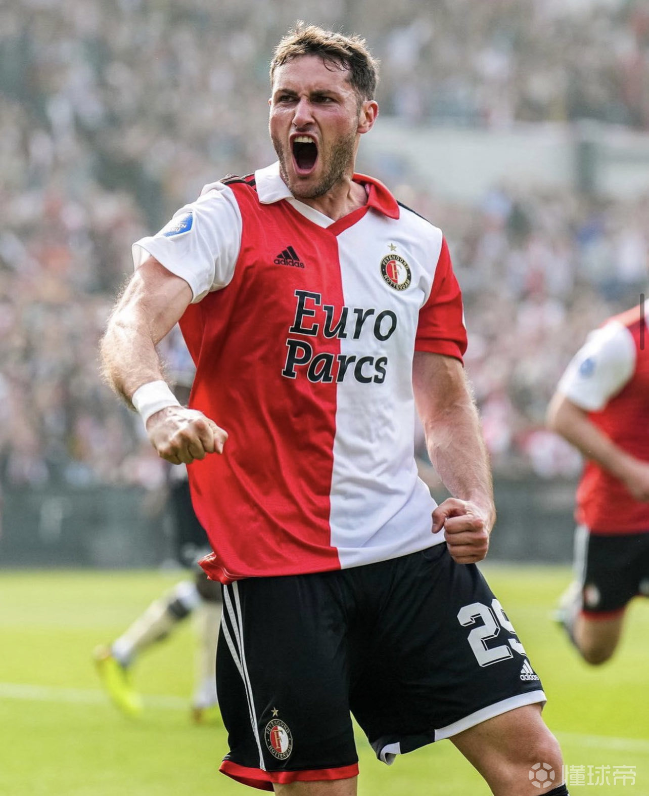  风云突变费耶诺德窗口期完成体检；荷甲版图或变；目标明确；细节决定成败