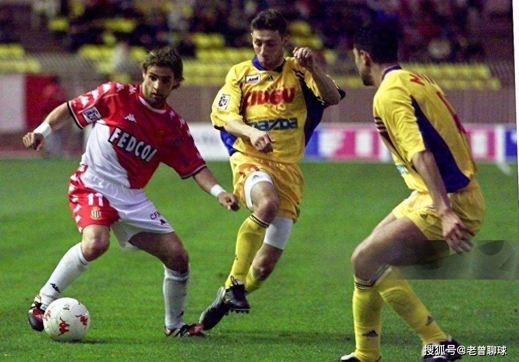 关于欧冠加时末段再迎强敌，皇家马德里再遭质疑，主帅态度：质疑声仍在，临场指挥获称赞的信息